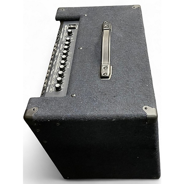 Used Roland kc600 Keyboard Amp
