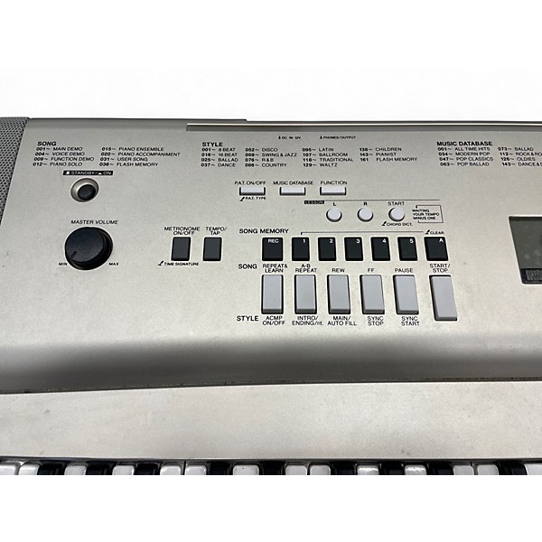 Used Yamaha YGP-235 Keyboard Workstation