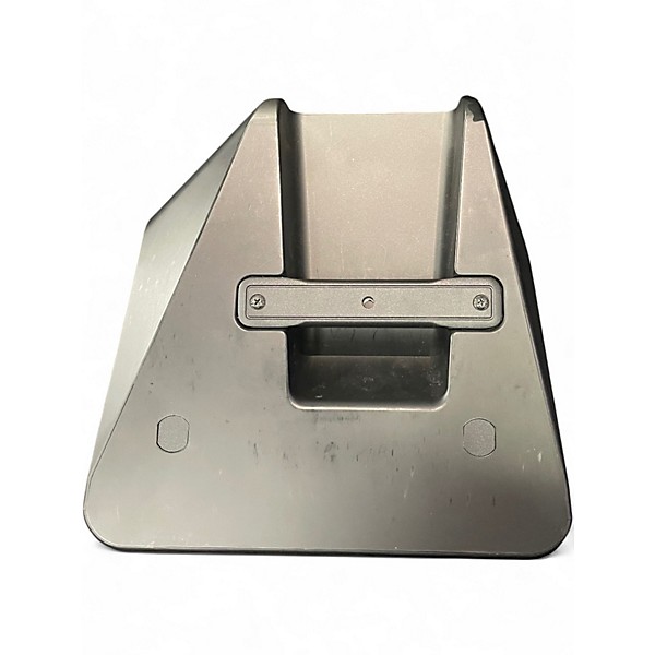 Used Yamaha DXR10 Powered Speaker