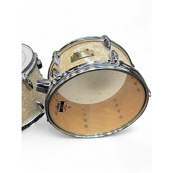 Used Yamaha 4 Piece hipgig  Classic White Drum Kit