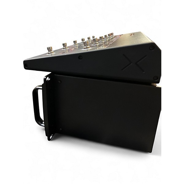 Used Line 6 HELIX RACK with FOOT CONTROLLER Effect Processor