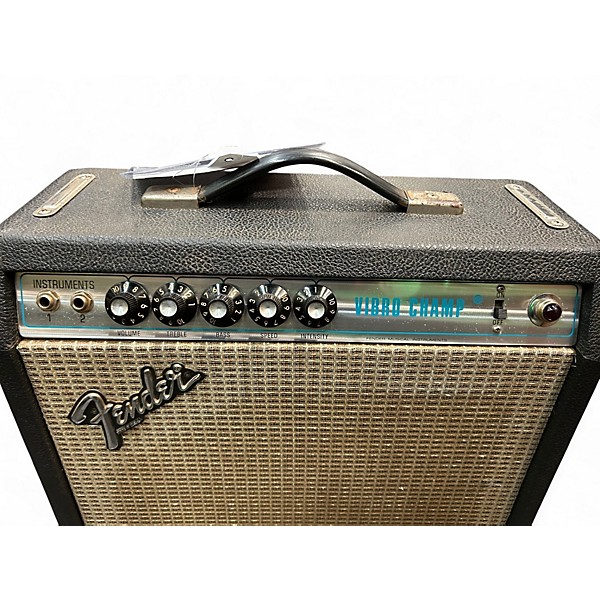 Vintage 1970s Fender vibro champ Tube Guitar Combo Amp