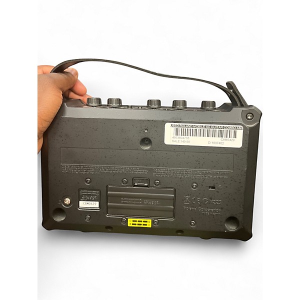 Used Roland Mobile Ac Guitar Combo Amp