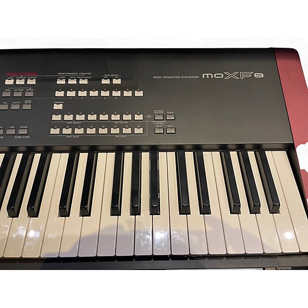 Used Yamaha MOXF8 88 Key Keyboard Workstation