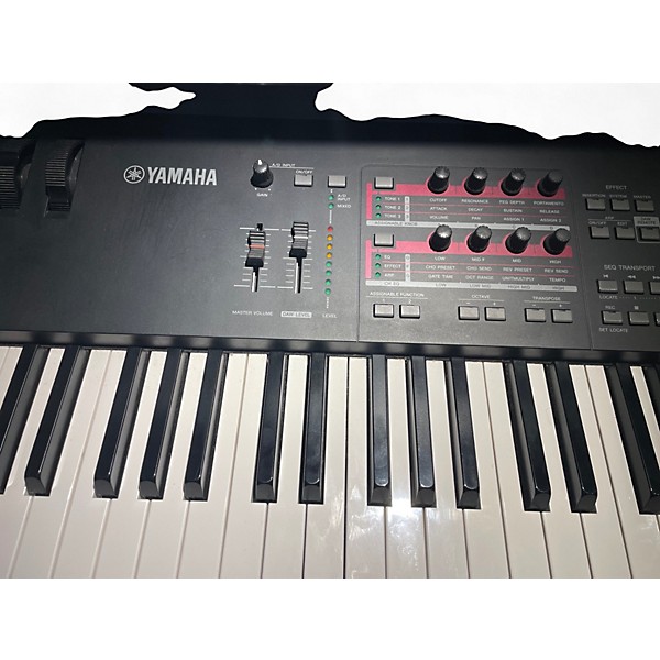 Used Yamaha MOXF8 88 Key Keyboard Workstation