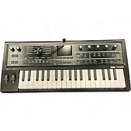 Used KORG Micro Korg 37 Key Synthesizer