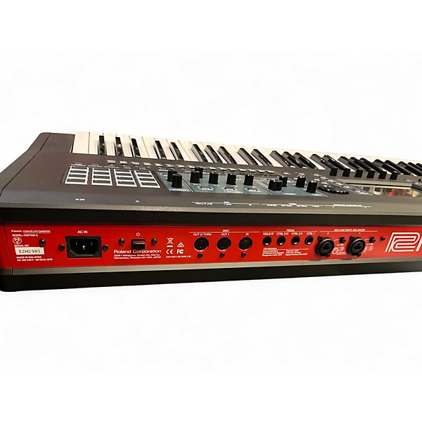 Used 2021 Roland Fantom 6 Keyboard Workstation