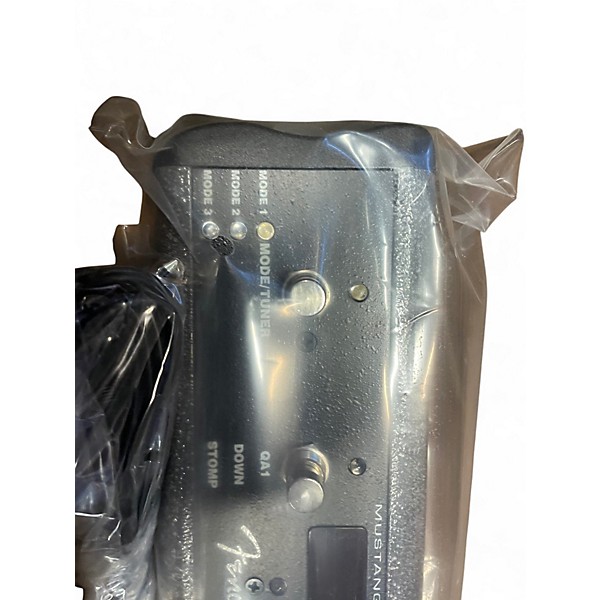 Used Fender MS4 Pedal Board