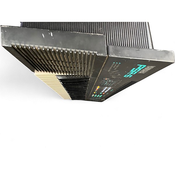 Used Yamaha psr6 Portable Keyboard