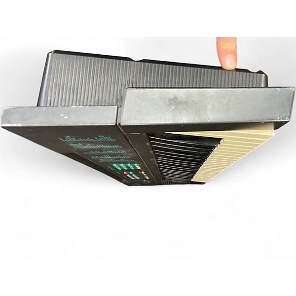 Used Yamaha psr6 Portable Keyboard