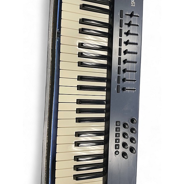 Used M-Audio Oxygen 61 Key MIDI Controller