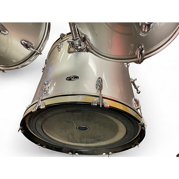 Used Slingerland 4 Piece Drum Kit Antique White Drum Kit