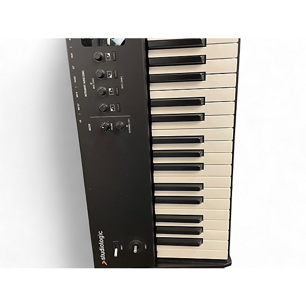 Used Studio Logic NUMAXPIANO Portable Keyboard