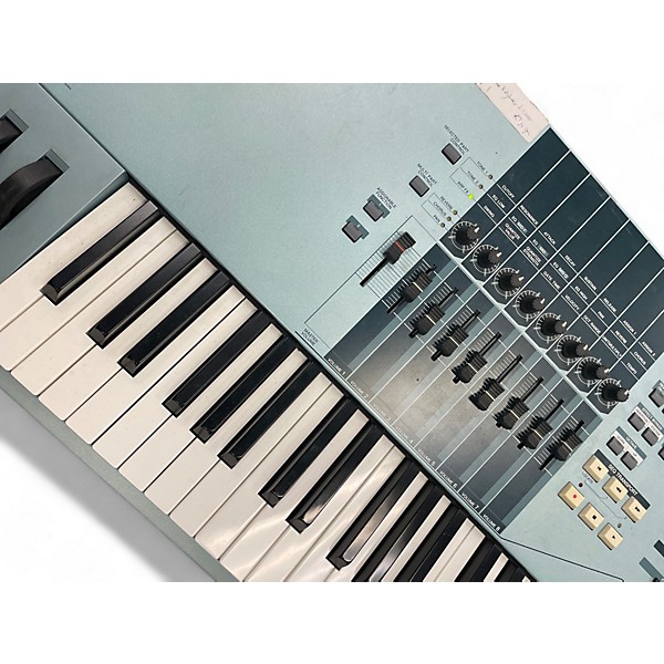 Used Yamaha MOTIF SX8 Keyboard Workstation