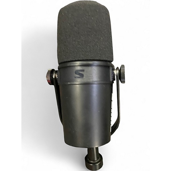 Used Shure MV7X Dynamic Microphone