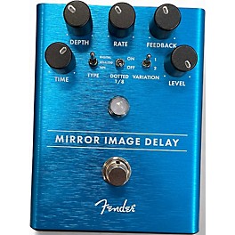 Used Fender mirror image delay Effect Pedal