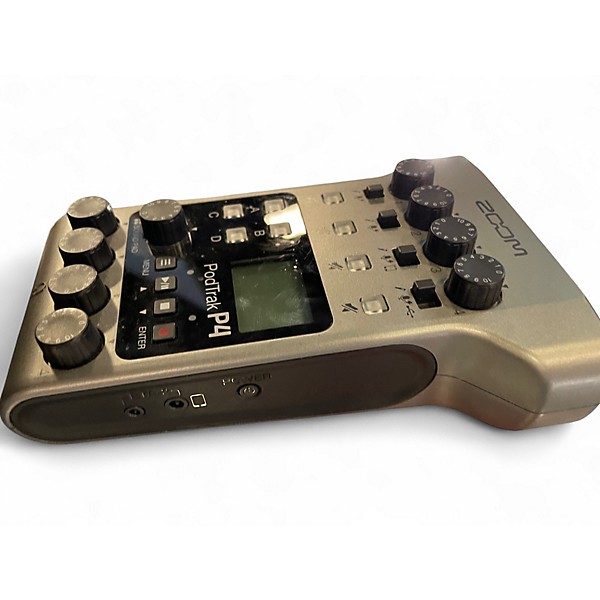 Used Zoom podtrak p4 MultiTrack Recorder