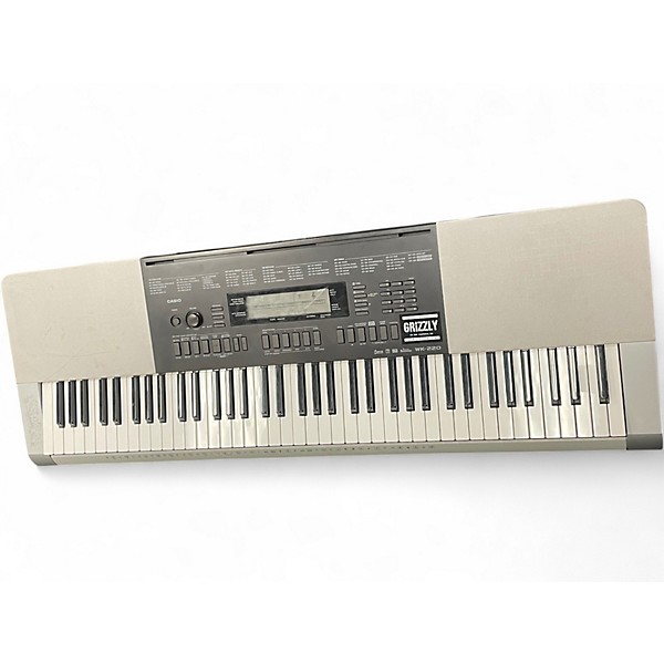Used Casio WK220 Portable Keyboard