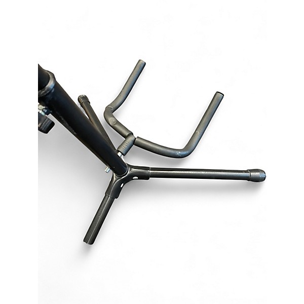 Used Guitar Stand BLACK METAL GUITAR STAND Guitar Stand