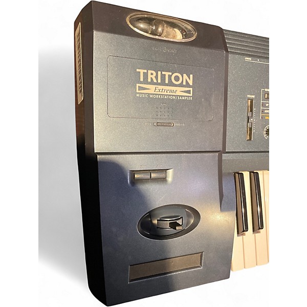Used KORG Triton Extreme 61 Key Keyboard Workstation