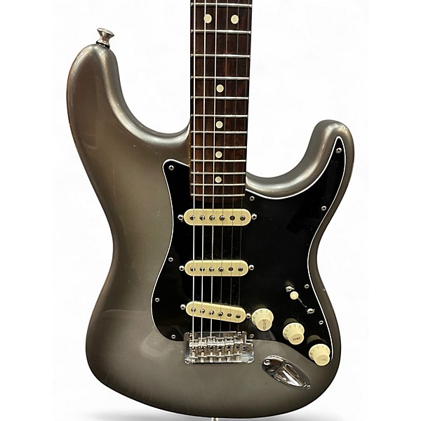 Used Fender American Professional II Stratocaster Silver Sparkle Solid Body Electric Guitar