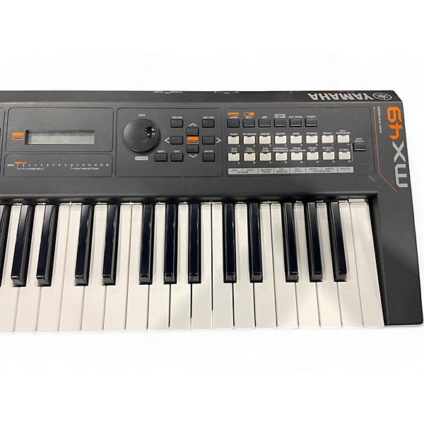 Used Yamaha MX49 49 Key Keyboard Workstation
