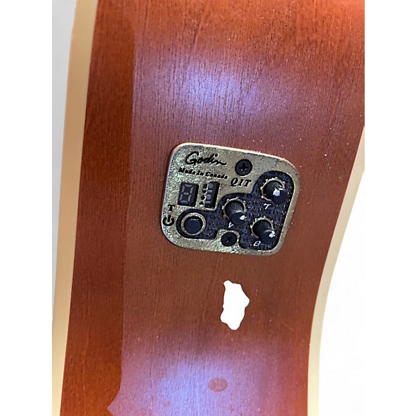 Used Art & Lutherie CW Cedar Antique Burst Acoustic Electric Guitar