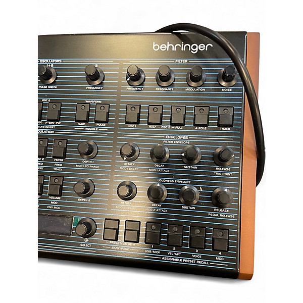 Used Behringer UB XA D Synthesizer