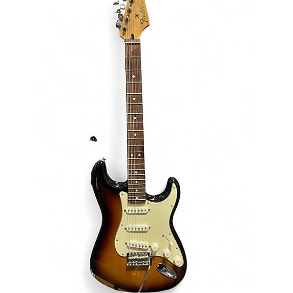 Used Fender STRATOCASTER 2 Tone Sunburst Solid Body Electric Guitar