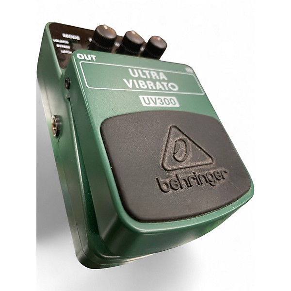 Used Behringer UV300 Ultra Vibrato Effect Pedal