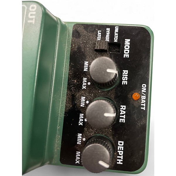 Used Behringer UV300 Ultra Vibrato Effect Pedal