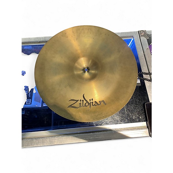 Used Zildjian 22in  Avedis Medium Ride Cymbal