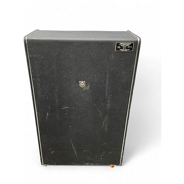 Vintage 1970s Traynor YC-610 Bass Cabinet