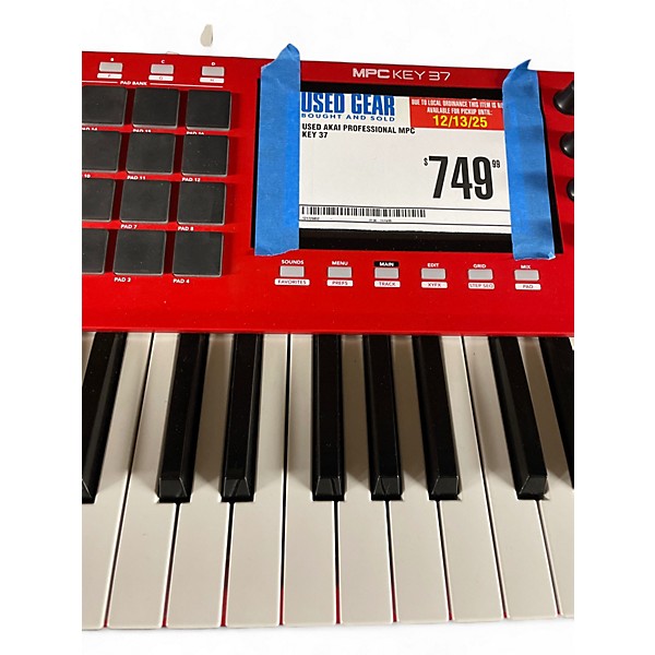 Used Akai Professional MPC KEY 37