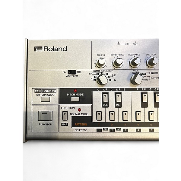 Used Roland TB-03 Synthesizer