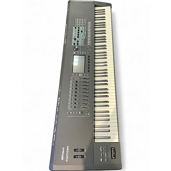 Used Roland Fantom 8 Keyboard Workstation