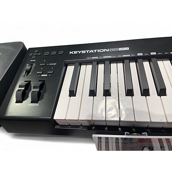 Used M-Audio KEYSTATION 88 MK3 MIDI Controller