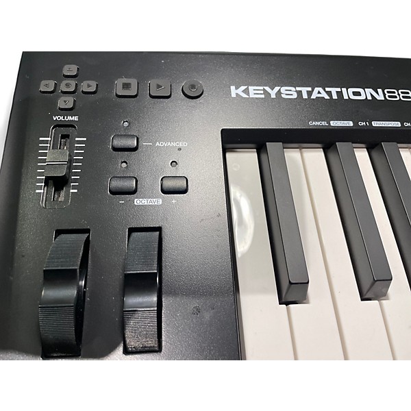 Used M-Audio KEYSTATION 88 MK3 MIDI Controller