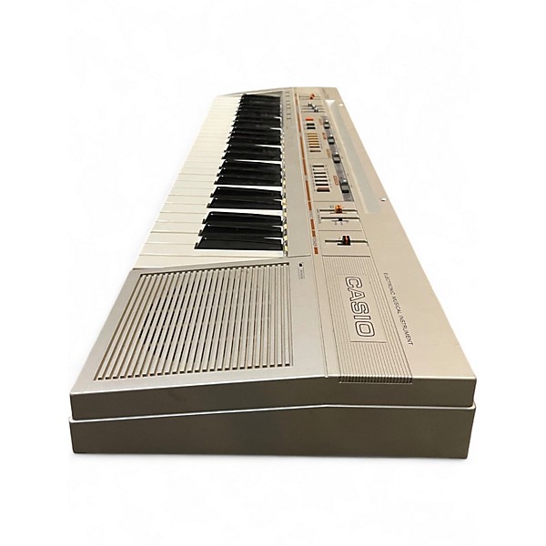 Used Casio ct310 Synthesizer