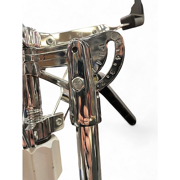 Used DW 3000 Series Snare Stand Snare Stand