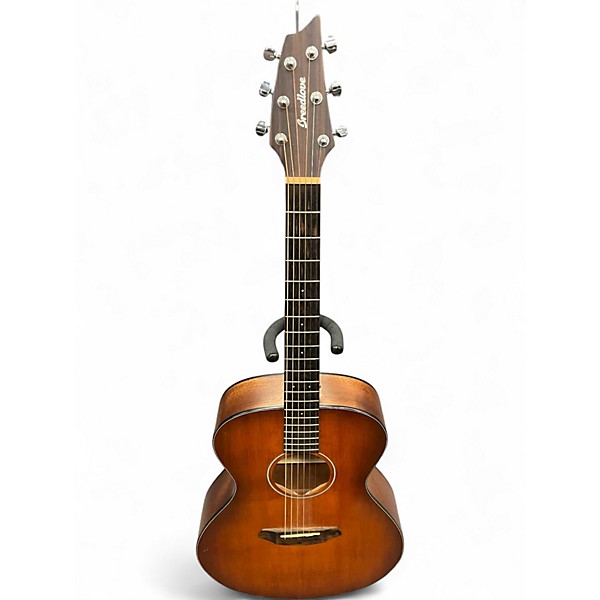 Used Breedlove Discovery Concert 2 Tone Sunburst Acoustic Guitar