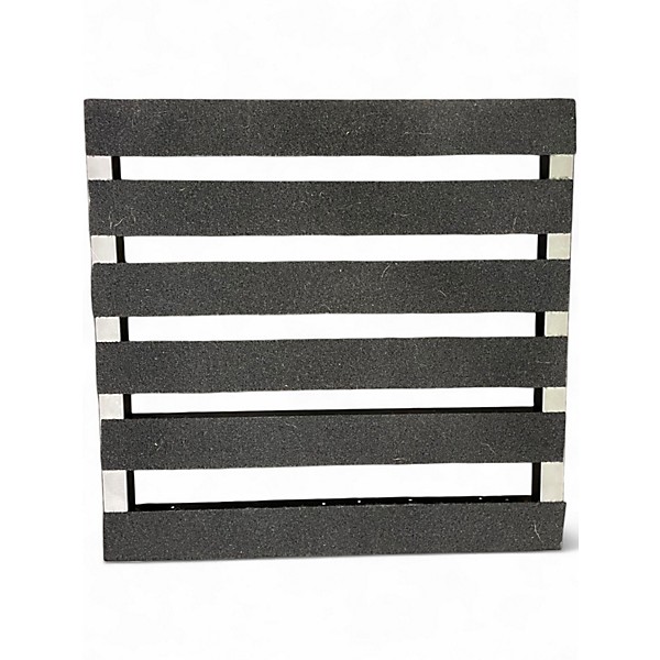 Used Pedaltrain XD18 Pedal Board