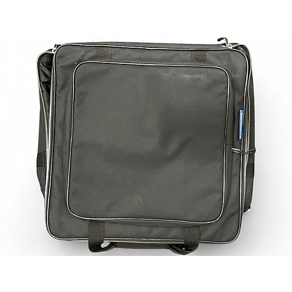 Used Pedaltrain XD18 Pedal Board