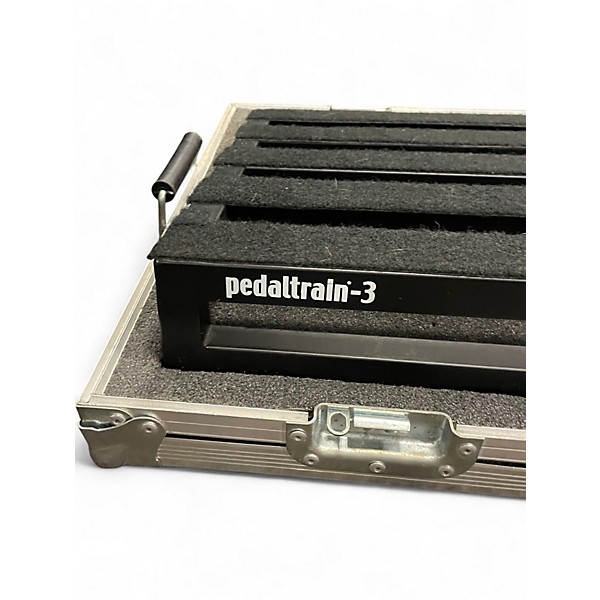 Used Pedaltrain CLASSIC 3 Pedal Board