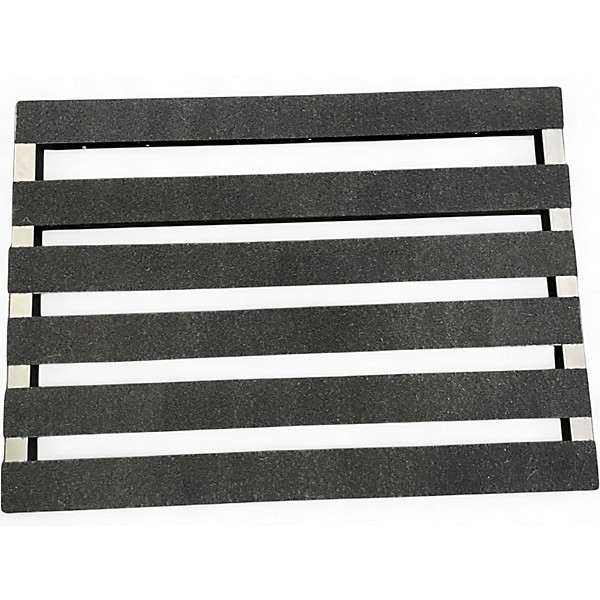 Used Pedaltrain XD24 Pedal Board