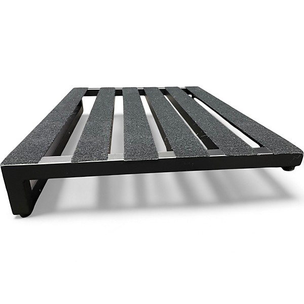 Used Pedaltrain XD24 Pedal Board