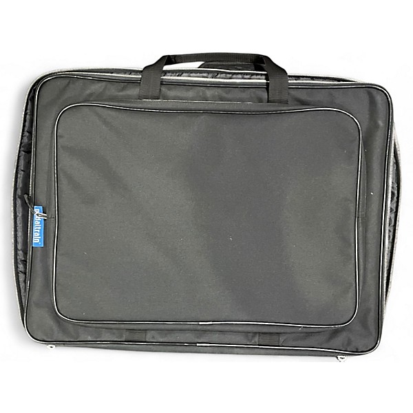 Used Pedaltrain XD24 Pedal Board