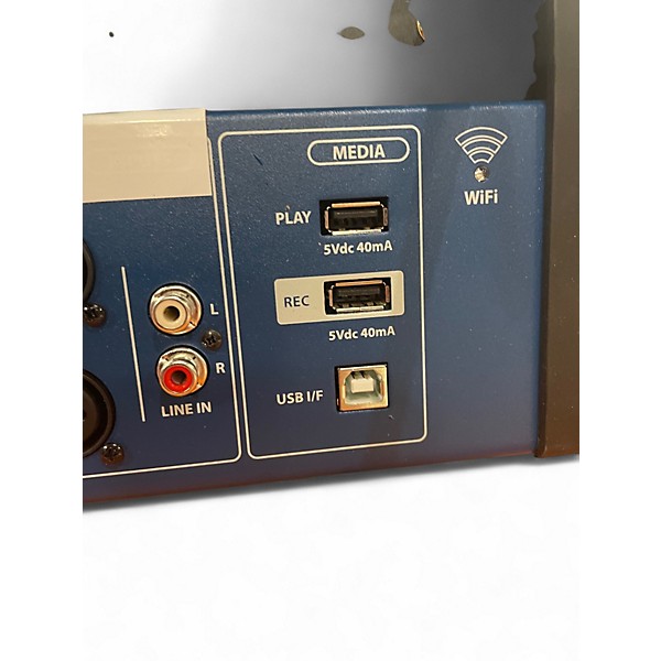 Used Soundcraft UI24R Powered Mixer