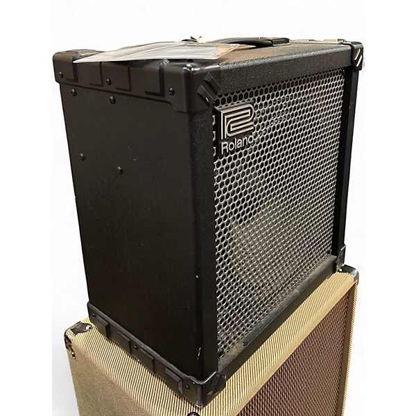 Used Roland cube 60d Bass Combo Amp