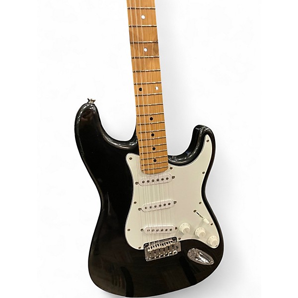 Used Squier Standard Stratocaster 2000's Black Solid Body Electric Guitar